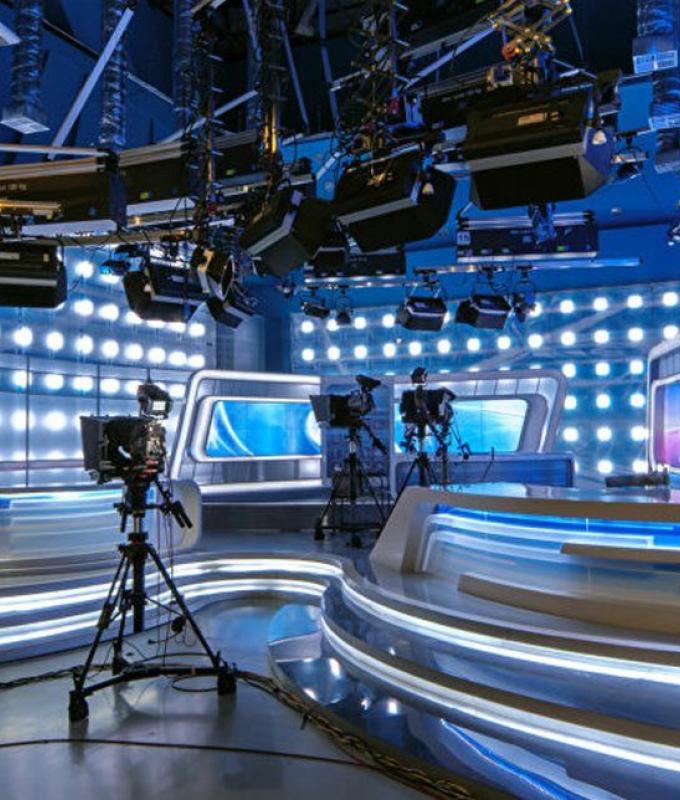 بعد النجاح الكبير الذي حقّقه... مُقدّم برامج لبنانيّ يستقيل!