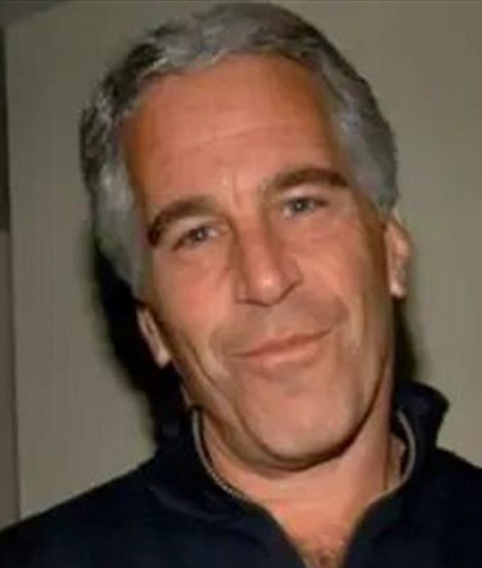 فيديو يثير ضجّة كبيرة... هل شُوهِدَ إبتسين في فلوريدا؟