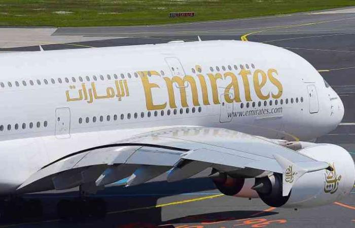 الإماراتيه توقف عمل طيار تونسي رفض المشاركة برحلة لتل أبيب