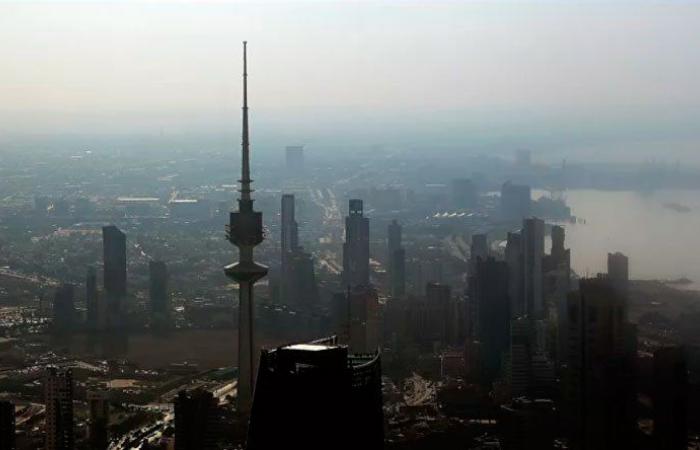 362 تصريح عمل جديد وإلغاء أكثر من 9 آلاف في الكويت