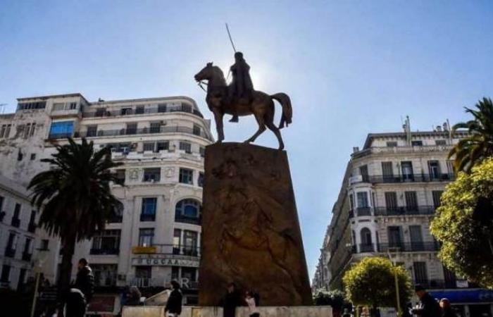 الجزائر تخفض الاحتياطي الإلزامي للبنوك لتعزيز التمويل