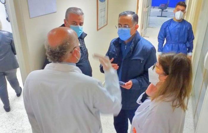 انطلاق عملية التطعيم في مستشفى طرابلس