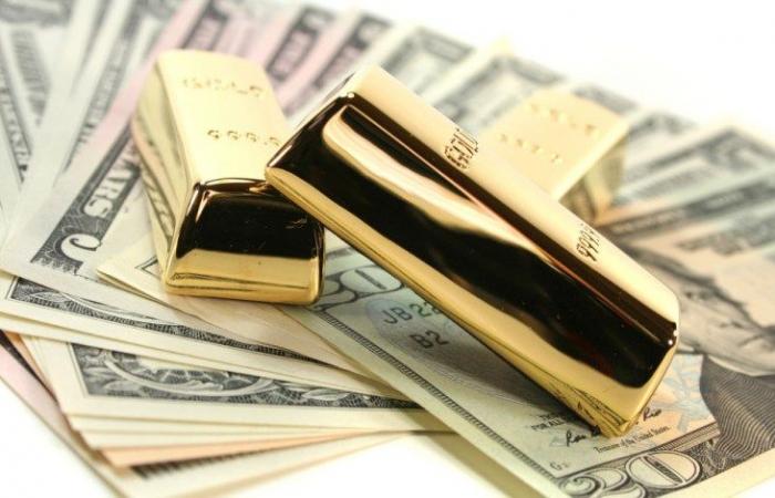 الذهب يصعد بفعل ضعف الدولار