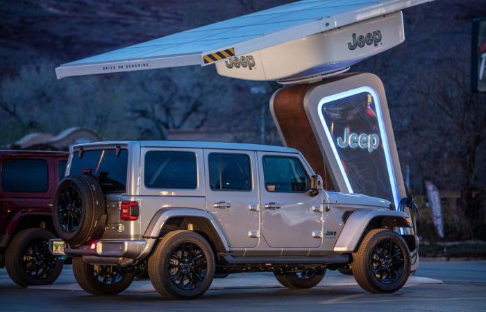 Jeep تخطط لتركيب شواحن كهربائية عبر الطرق الوعرة