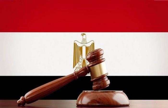 قاض مصري يصدر حكما ضد نفسه