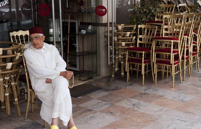 المغرب : حظر التجوال يهدد المقاهي والمطاعم بالإفلاس