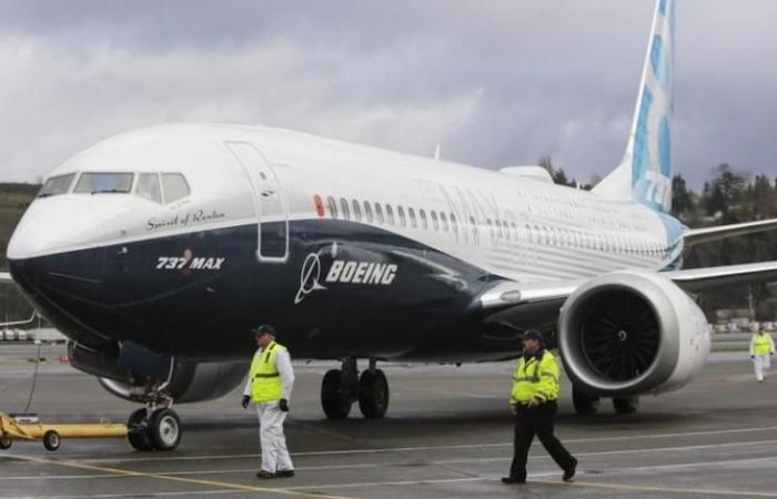 بوينج توقف تسليم طائرات 737 ماكس