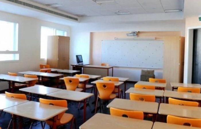 لجنة الاساتذة المتعاقدين: لا عودة إلى المدارس قبل زيادة الأجر