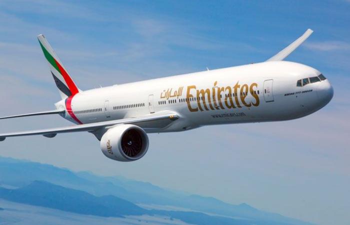 “طيران الإمارات” تكشف عن موعد استئناف رحلاتها إلى السعودية
