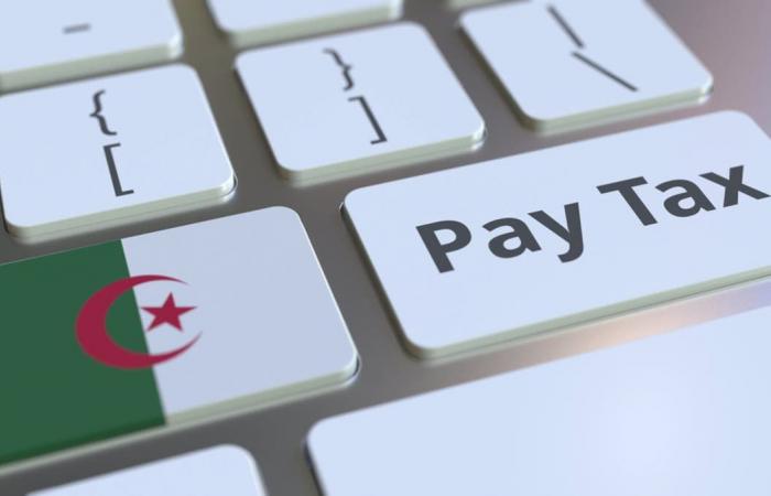 الجزائر تخفض ضريبة الدخل