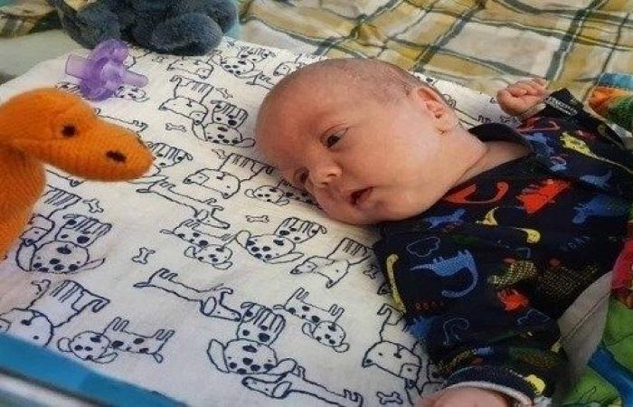ولد بعد 12 أسبوعاً فقط رضيع يخالف توقعات الأطباء