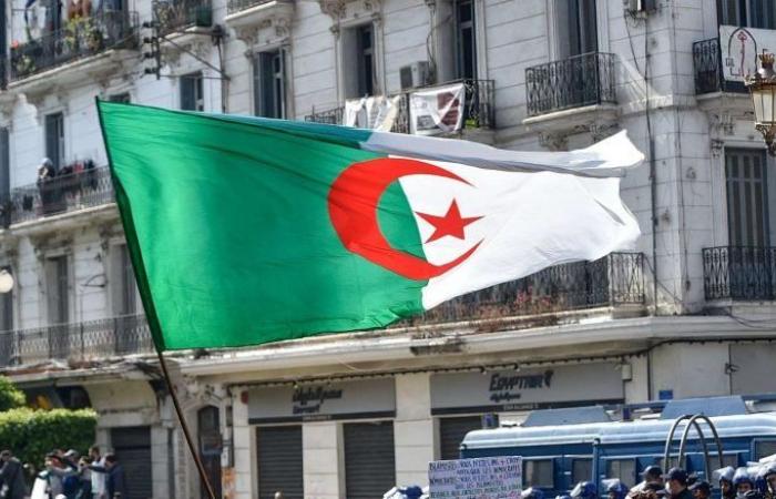 الجزائر تسمح بدخول منتجات الدول العربية بدون قيود