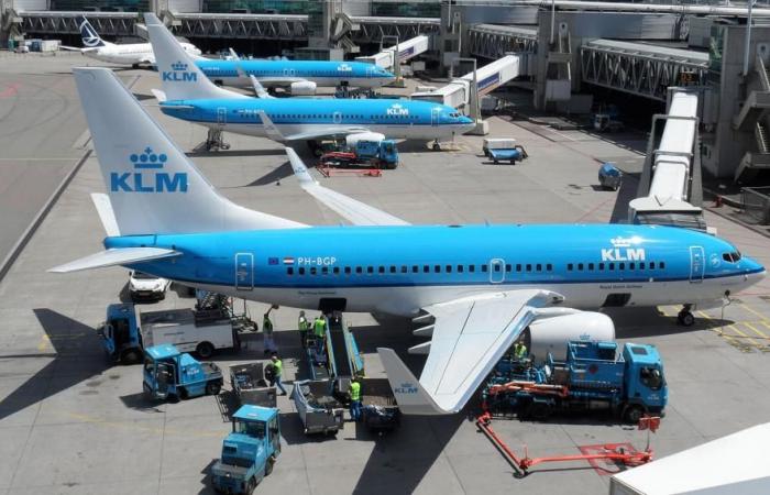 شركة الطيران الهولندية KLM تعلق الرحلات الجوية الى اوكرانيا