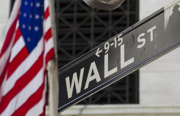 الإيكونوميست تحذر من انهيار في أسواق المال الأمريكية
