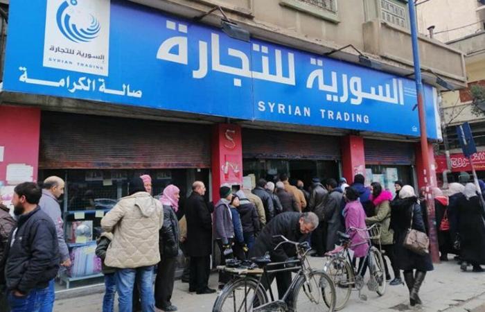 سوريا : بيع المواد الغذائية تقسيطا للعاملين