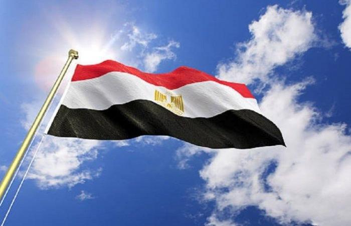 المصريون يضخون مليارات الجنيهات في أكبر بنكين في مصر خلال يوم واحد