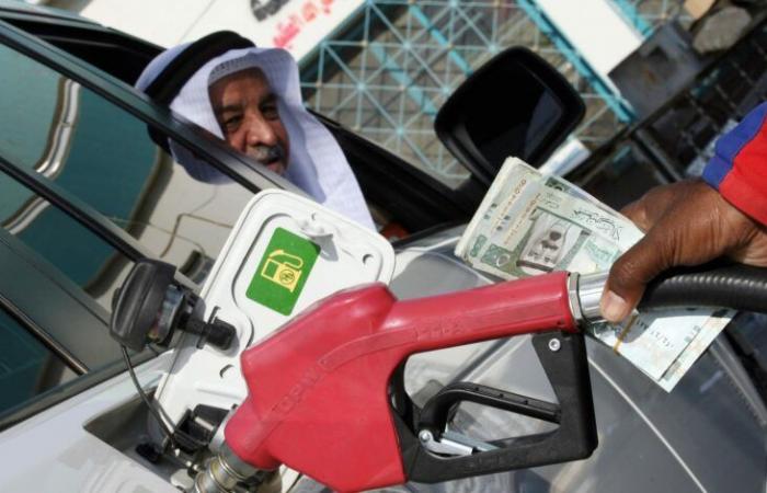 تلاعبوا بأسعار الوقود – السعودية تطرد عمالا وتحظر عودتهم إلى البلاد