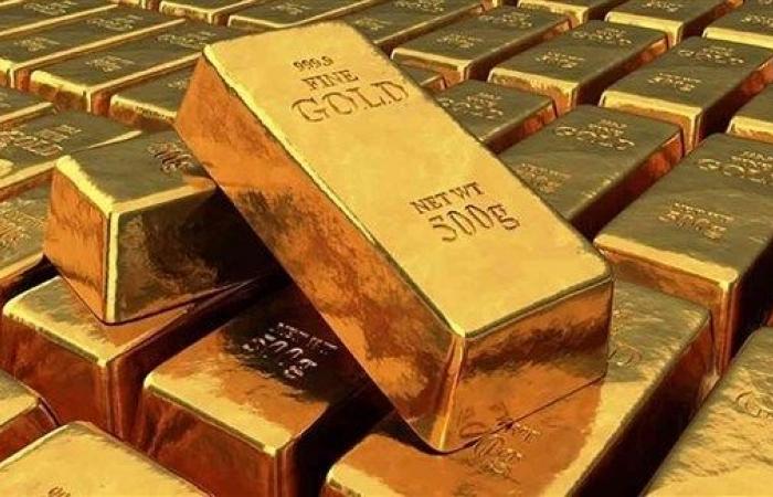 الذهب يصعد مع تخفيف تراجع الدولار ضغوط زيادة عوائد السندات