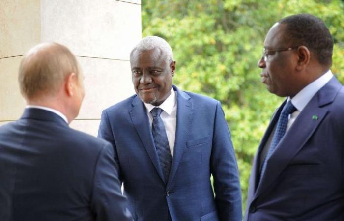 الاتحاد الإفريقي يعالج أزمة الحبوب مع روسيا ويؤكد استقلاليته الاستراتيجية