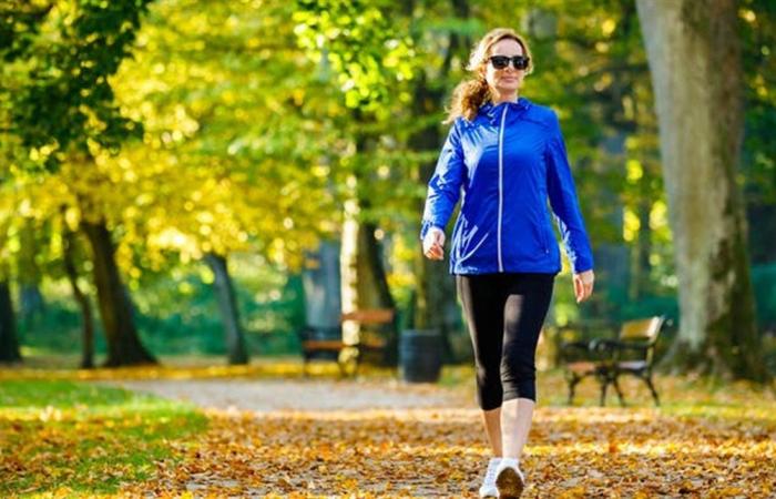 5 عادات خلال المشي تساهم في مضاعفة الفائدة الصحية منه