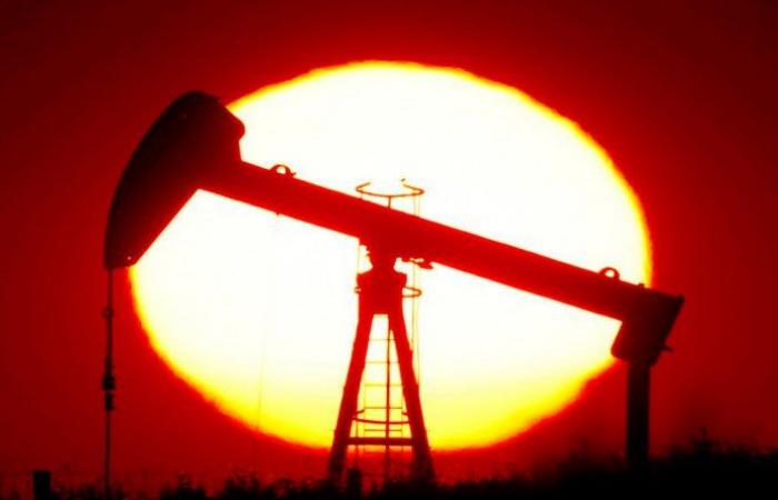 أسعار النفط تسجل خسائر فصلية بنحو 23‏‎%‎