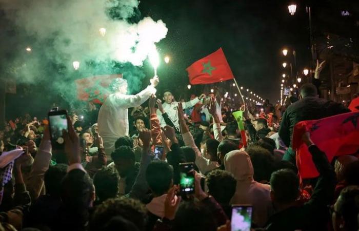 بالفيديو: شوارع المغرب تنفجر فرحاً بالانتصار التاريخي