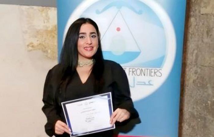 محاربات من أجل السلام.. عن رحلة المرأة اللبنانية وسط المتاريس