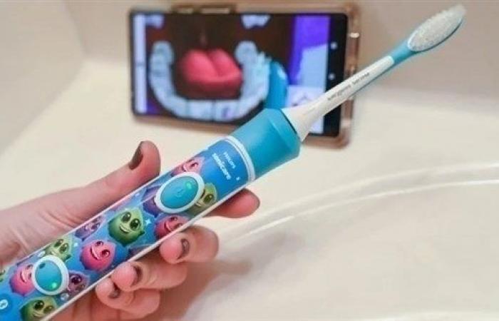 استخراج فرشاة أسنان من معدة طفل بالسعودية