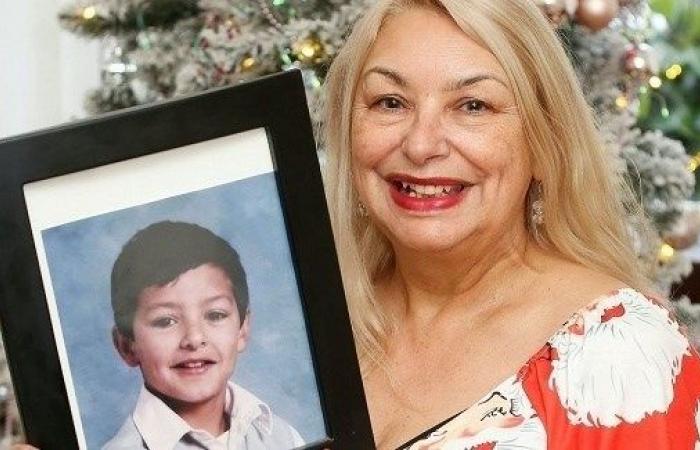 تكتشف أن ابنها على قيد الحياة بعد 10 سنوات