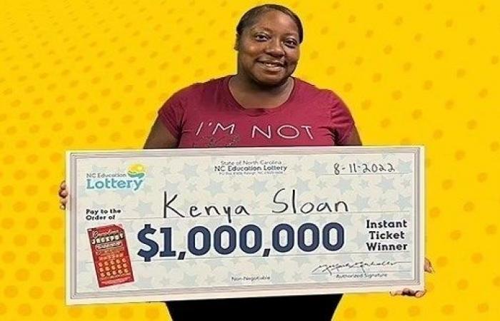 امرأة تفوز بجائزتين بالملايين خلال أشهر قليلة