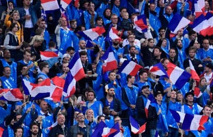 عملاق المنتخب الفرنسي يودّع الكرة الدولية