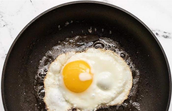 إحذروا... هذه الطريقة في طهي البيض تصيبكم بمرض خطير
