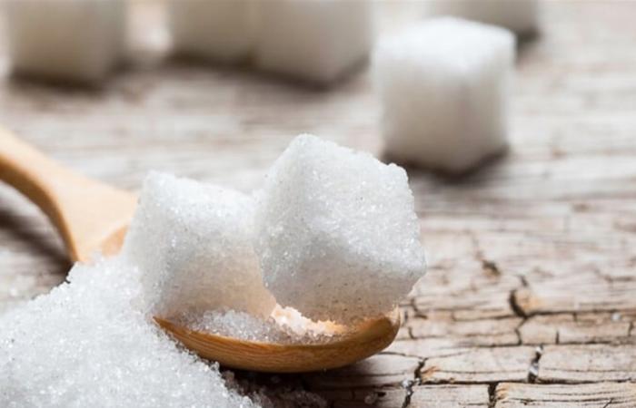 دراسة تحذر من خطورة الافراط في تناول السكر.. اليكم تداعياته على صحة القولون