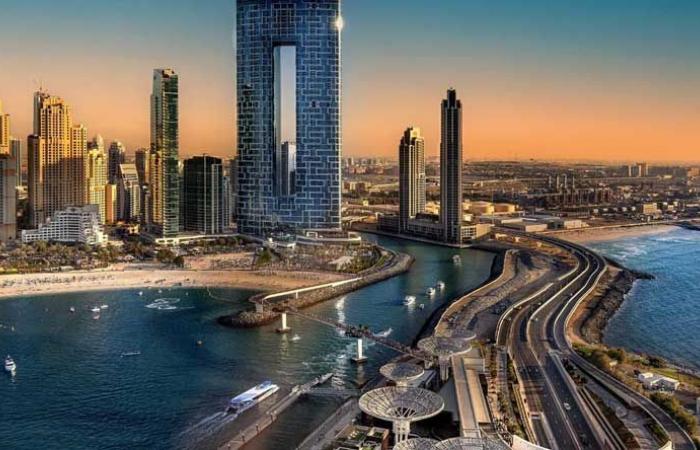 “المركزي الإماراتي”: نمو الودائع النقدية وشبه النقدية