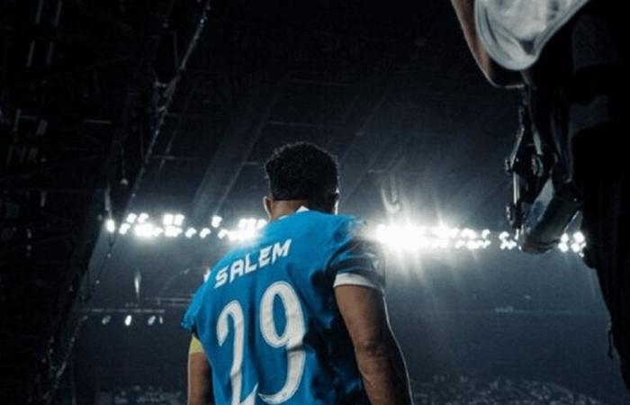 أمير سعودي ينهي أزمة تجديد عقد نجم الهلال