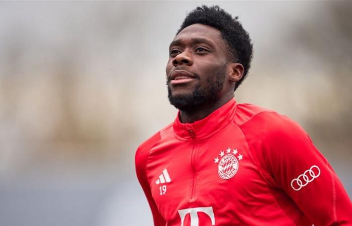 بعد الرباط الصليبي.. ديفيز يكسر حاجز الصمت