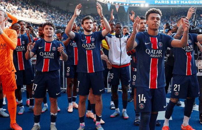 أبطال من جديد.. باريس سان جيرمان يتربع على عرش فرنسا