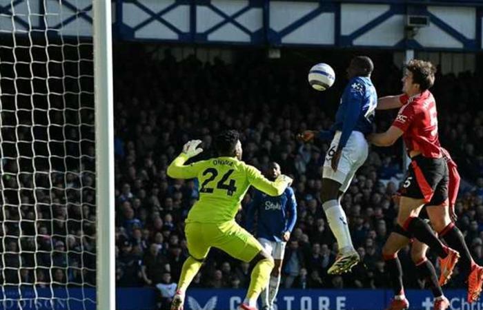 مدرب مانشستر يونايتد يكشف أسباب استبعاد أونانا