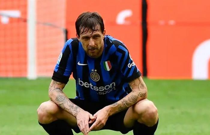 أتشيربي يفتح النار على منتخب إيطاليا