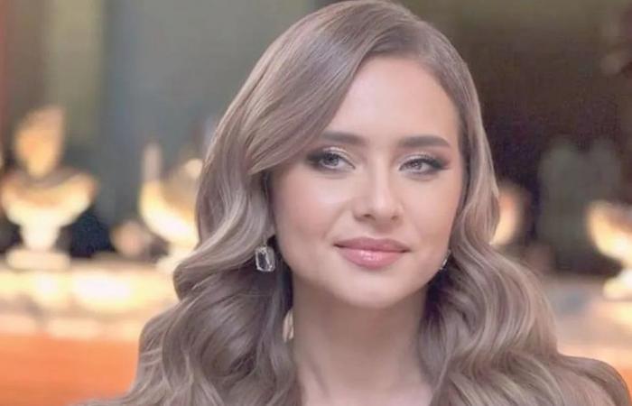 صورة قديمة لممثلة مشهورة ترقص الباليه.. شاهدوها!