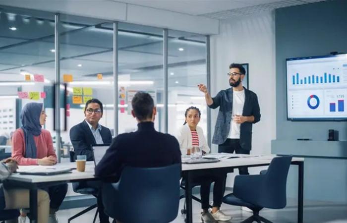 علم النفس يشرح.. هكذا تجعل الناس يعاملونك بجدية