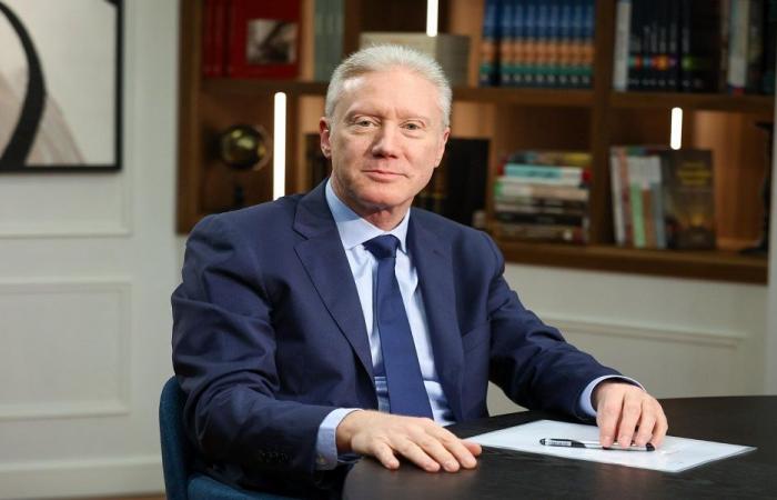 رجي يعتذر عن زيارة طهران: لتنظيم لقاء في دولة محايدة