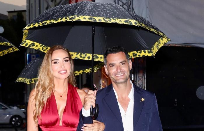 زوجته كانت وصيفة ملكة جمال لبنان.. فنان مصري ينتقد عدم منحه الجنسية اللبنانية (فيديو)