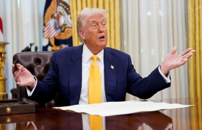 ترامب يلوّح بعقوبات تجارية على تايلاند وكمبوديا