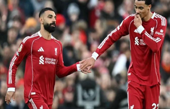 إيكيتيكي يشيد بمحمد صلاح: “أسطورة ليفربول”