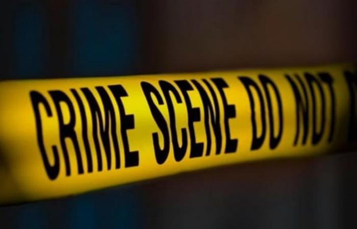 أب يطلق النار على ابنه.. والسبب غريب!