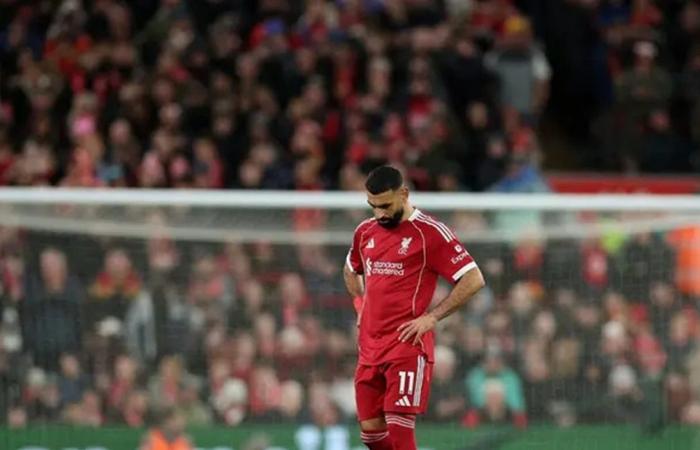 "دموعه فضحته".. هل سيرحل صلاح عن ليفربول؟