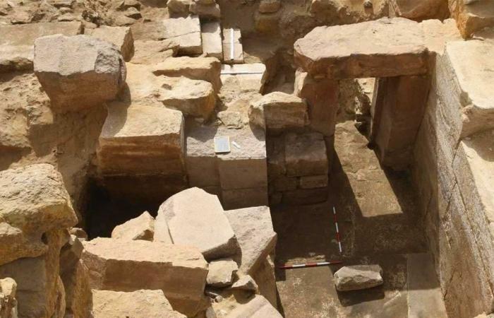 إكتشاف معبد مصري عمره 4500 عام لعبادة إله الشمس