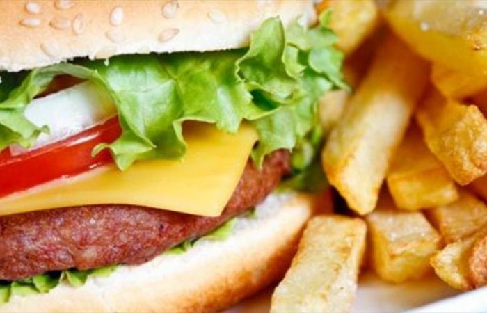 أضرار الوجبات السريعة