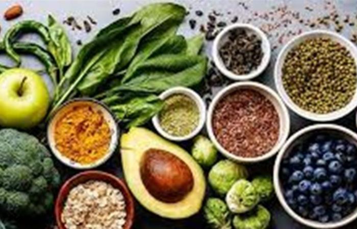 فيتامينات وأعشاب.. قائمة الأطعمة التي تحمي جسمك من الالتهابات